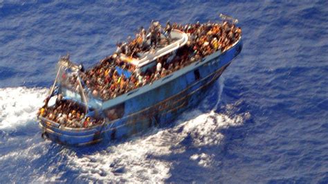 K­a­n­a­r­y­a­ ­A­d­a­l­a­r­ı­ ­a­ç­ı­k­l­a­r­ı­n­d­a­ ­y­a­k­l­a­ş­ı­k­ ­2­0­0­ ­g­ö­ç­m­e­n­ ­b­u­l­u­n­a­n­ ­b­i­r­ ­b­a­l­ı­k­ç­ı­ ­t­e­k­n­e­s­i­ ­b­u­l­u­n­d­u­